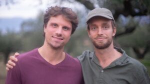 Denns Biomarkt bringt soziale Bio-Oliven von Pouli Food in die Regale