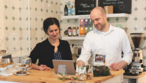 gastronovi unterstützt Hamburger Ladencafé kulturchoc