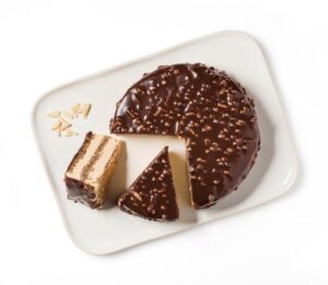 NEOH Tortengenuss in den BILLA PLUS Marktkonditoreien