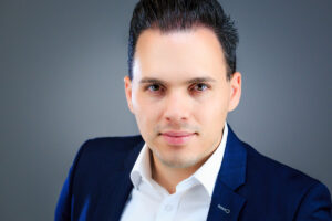 Crowdinvesting-Spezialist OneCrowd verstärkt Geschäftsführung mit Kapitalmarkt-Experten