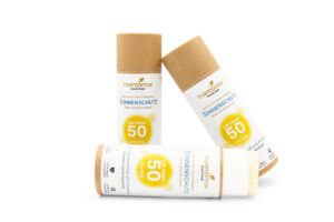 Schützend, pflegend und nachhaltig – der Sonnenschutz als Stick und Creme von truemorrow