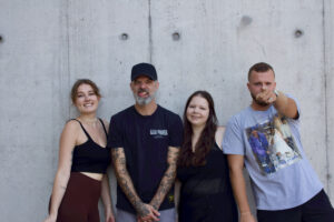 Wolfpack kooperiert mit twelve x twelve, Harris Digital Vinyls als NFTs