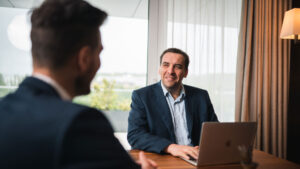 Wie Unternehmen ihre Qualität nach außen tragen und das Vertrauen ihrer Kunden gewinnen