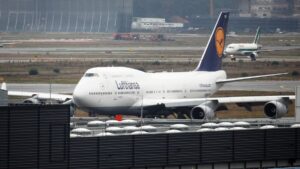 Lufthansa fliegt wieder in der Gewinnzone