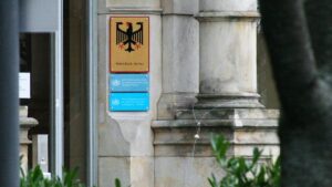 RKI meldet 10812 Corona-Neuinfektionen – Inzidenz sinkt auf 78,5