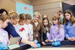 Großes Interesse am Mädchen-Zukunftstag in der experimenta