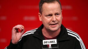 Berlins Kultursenator Lederer zieht sich aus Spitzenpolitik zurück