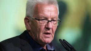 Kretschmann begrüßt Einlenken Habecks bei Heizungsgesetz