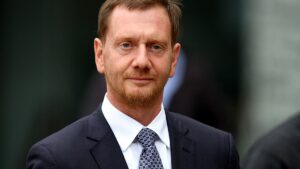 Kretschmer fürchtet gesellschaftliche Spaltung