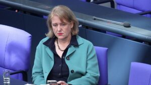 Familienministerin warnt vor jugendlichen Schlägergangs