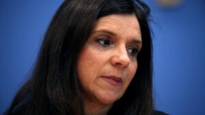 Göring-Eckardt fürchtet "populistische Spaltung"