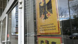 Lemke verspricht "verantwortliche Lösungen" für Sparforderungen