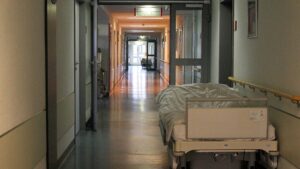 Studie: Höhere Beiträge könnten Krankenkassendefizit decken