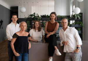 LIQID erhält B-Corp-Zertifizierung und will die Wirtschaft nachhaltig verändern:  „Mit Erfolg kommt Verantwortung.“