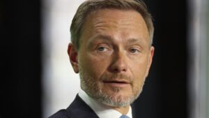 Lindner sieht in Bundeshaushalt 2024 "Wende der Finanzpolitik"