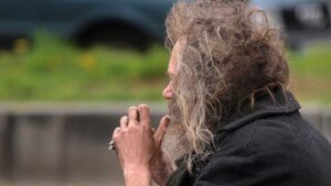 Wohnungslosenhilfe verlangt mehr Schutz für Obdachlose bei Hitze