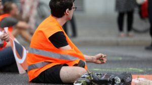 Bericht: VDA lädt "Letzte Generation" zur Automobilmesse IAA ein