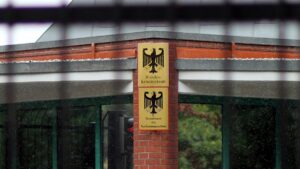 Politiker für bessere Kontrolle des Verfassungsschutzes