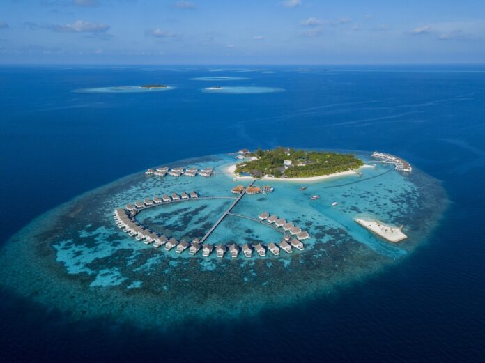 Bunte Unterwasserwelt – das Centara Grand Island Resort & Spa auf den Malediven wurde jüngst für sein vielfältiges Hausriff im Indischen Ozean ausgezeichnet. © Centara Hotels & Resorts