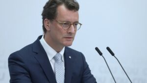 Wüst verlangt mehr Tempo von Scholz