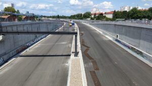 Wirtschaft fordert Baubeginn von Verkehrsprojekten vor Genehmigung