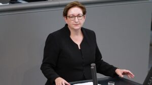 Geywitz kündigt Baugeld-Erhöhung für Familien an