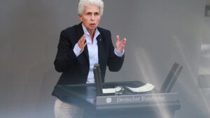 Strack-Zimmermann erwägt Abzug deutscher Flugabwehr aus Polen