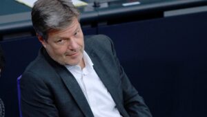 Habeck erwartet Wirtschaftsaufschwung in Ostdeutschland