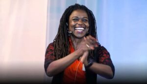 Susan Omondi: Wenn wir uns auf Augenhöhe begegnen, entsteht Magie