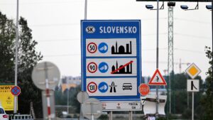 Österreich startet Grenzkontrollen zur Slowakei