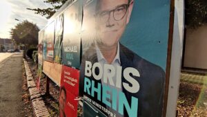 Rhein will bei Wahlsieg mit Grünen, SPD und FDP sprechen