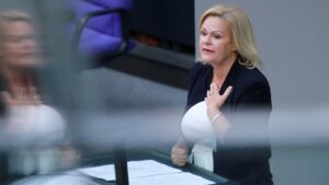 Faeser legt Gesetzentwurf zur Begrenzung irregulärer Migration vor