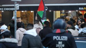 Bundestagspräsidentin fordert Kurswechsel bei Integrationskursen