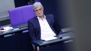 Riexinger gegen Verbleib von Wagenknecht in Linksfraktion