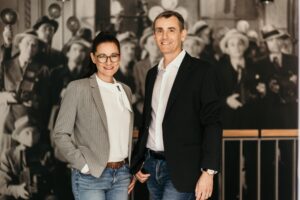 Das Münchner Startup anonyfy mit Gründerin Sandra Zemke sichert 6-stelliges Pre-Seed Funding und kündigt Launch der innovativen anonymen Recruiting-Plattform an