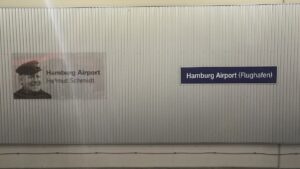 Hamburger Flughafen wegen Geiselnahme weiterhin gesperrt