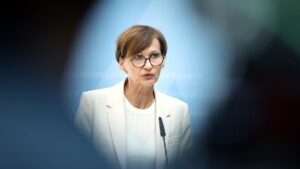 Stark-Watzinger stellt Aktionsplan zur Robotikforschung vor