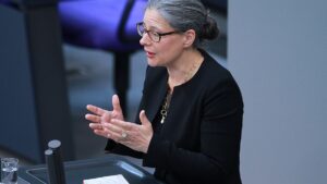 Scheer will nach Klima-Urteil neues Sondervermögen