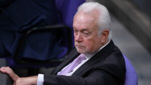 Kubicki für Deckelung des Migrantenanteils in Stadtteilen