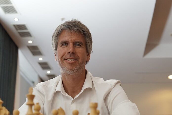 Schach-Festival Bild Großmeister Sebastian Siebrecht Copyright: Arne Jachmann