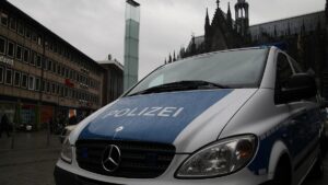 Gefahrenlage am Kölner Dom: Person in Langzeitgewahrsam