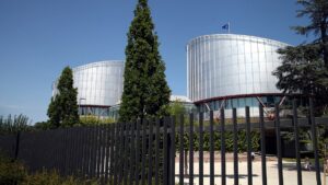 EGMR: Streikverbot für verbeamtete Lehrer in Deutschland rechtmäßig