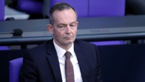 Wissing mahnt schnelle Lösung im Bahn-Tarifstreit an