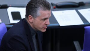 Frei fordert Bundestagspräsidentin in Haushaltskrise zum Handeln auf