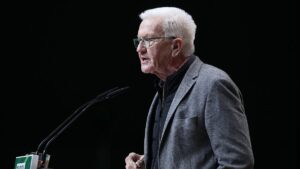 Kretschmann drängt auf schnelle Einigung im Haushaltsstreit