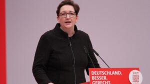 Geywitz schlägt beschleunigte Bauplanung vor