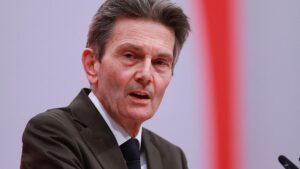 Mützenich kritisiert Rolle der FDP bei Haushaltsverhandlungen