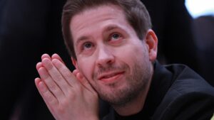 Kühnert veralbert Merz für Leitkultur-Aussage