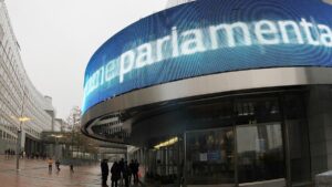 Studie: Rechte Parteien werden bei Europawahl stark wie nie