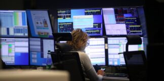 Dax schließt nahezu unverändert – Scout 24 gefragt